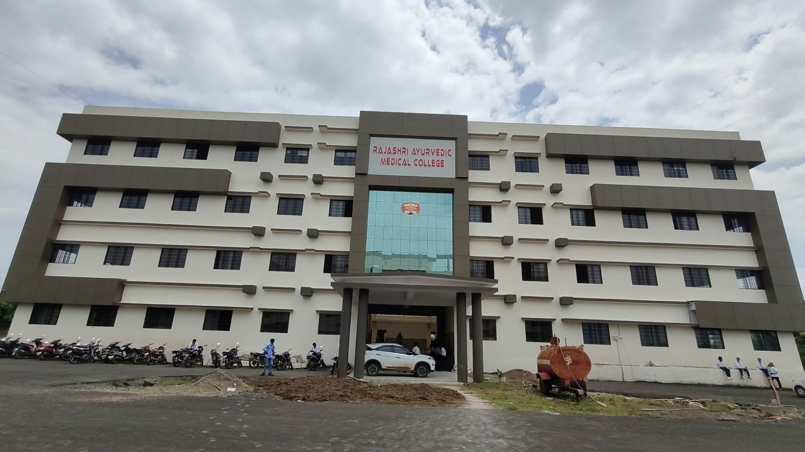 Rajashree Ayurvedic Medical College and Hospital campus, Mehkar